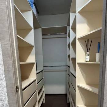 Продается 1-комнатная квартира, 45 м²