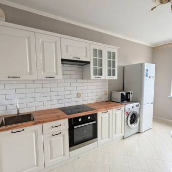 Продается 1-комнатная квартира, 40,4 м²