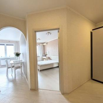 Продается 1-комнатная квартира, 40,4 м²