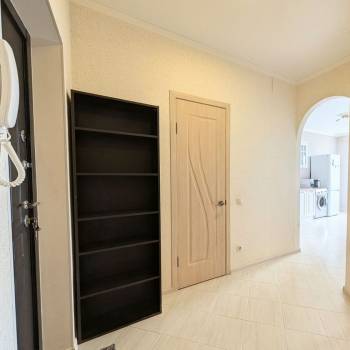 Продается 1-комнатная квартира, 40,4 м²