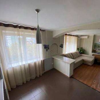 Сдается 1-комнатная квартира, 40 м²
