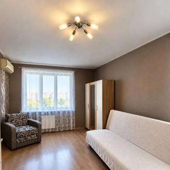 Продается 1-комнатная квартира, 41 м²