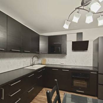 Сдается 2-х комнатная квартира, 58 м²