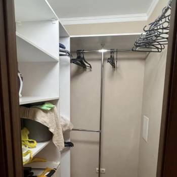 Продается 1-комнатная квартира, 58 м²