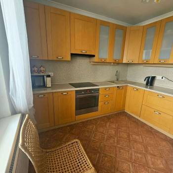 Продается 1-комнатная квартира, 38 м²