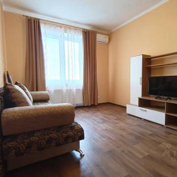 Сдается 1-комнатная квартира, 36 м²