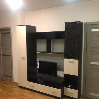 Сдается 1-комнатная квартира, 56 м²
