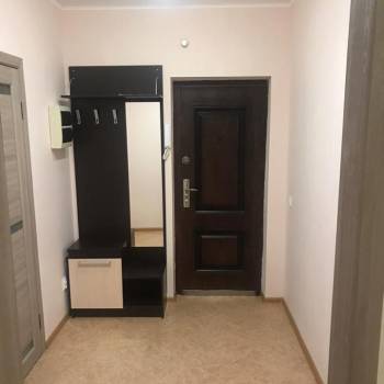 Сдается 1-комнатная квартира, 56 м²
