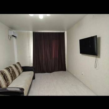 Сдается 1-комнатная квартира, 36,6 м²