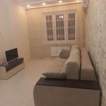 Сдается 1-комнатная квартира, 39 м²
