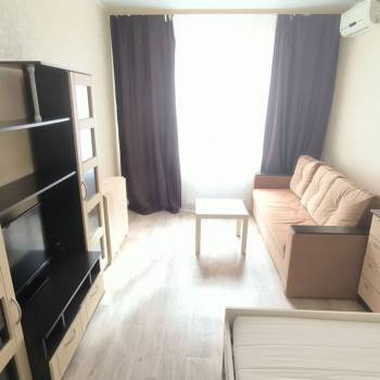 Продается 1-комнатная квартира, 41 м²