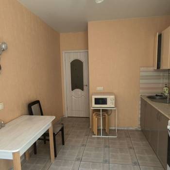 Продается 1-комнатная квартира, 41 м²