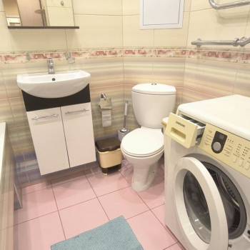 Продается 1-комнатная квартира, 37 м²