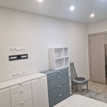 Продается 1-комнатная квартира, 49,7 м²