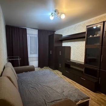 Сдается 1-комнатная квартира, 34 м²