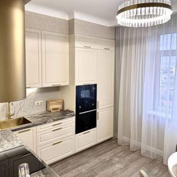 Продается 2-х комнатная квартира, 80 м²