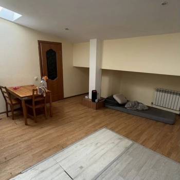 Продается 1-комнатная квартира, 50,2 м²