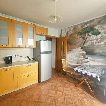 Продается 1-комнатная квартира, 38 м²