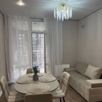 Продается 1-комнатная квартира, 40 м²