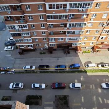Продается 1-комнатная квартира, 35 м²