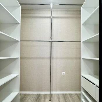 Продается 1-комнатная квартира, 38 м²