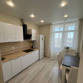 Сдается 1-комнатная квартира, 38 м²