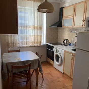 Сдается 1-комнатная квартира, 33 м²