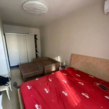 Продается 1-комнатная квартира, 33 м²