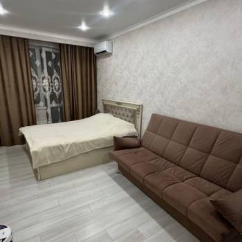Продается 1-комнатная квартира, 49 м²