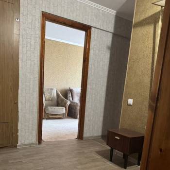 Продается Многокомнатная квартира, 76 м²