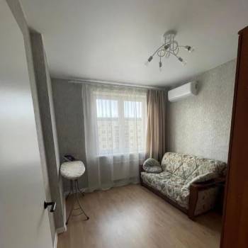 Продается 1-комнатная квартира, 36,7 м²