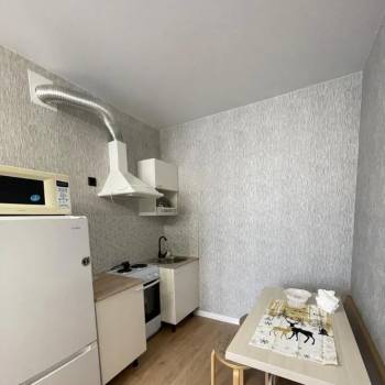 Продается 1-комнатная квартира, 36,7 м²