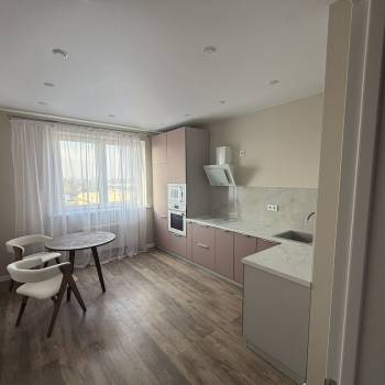 Сдается 1-комнатная квартира, 36 м²
