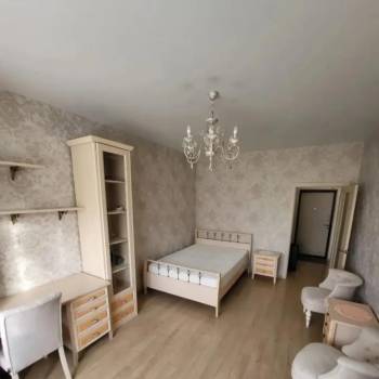 Сдается 1-комнатная квартира, 47 м²