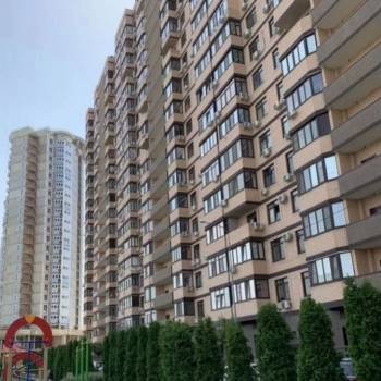 Сдается 1-комнатная квартира, 42 м²