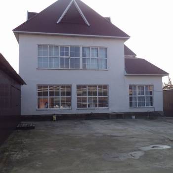 Сдается Нежилое помещение, 300 м²