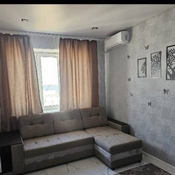 Продается 1-комнатная квартира, 47 м²