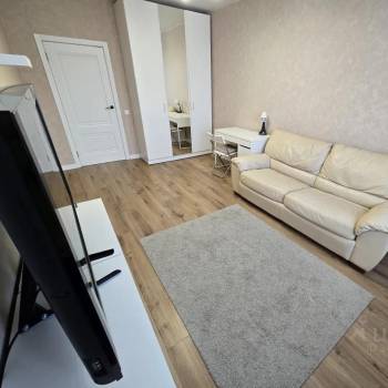Сдается 1-комнатная квартира, 40 м²