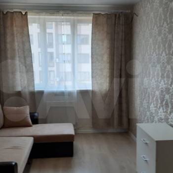 Сдается 1-комнатная квартира, 35 м²