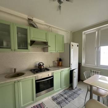 Продается 1-комнатная квартира, 32 м²