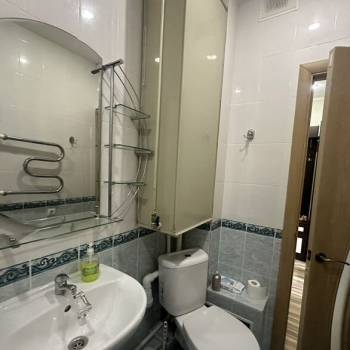 Продается 1-комнатная квартира, 32 м²