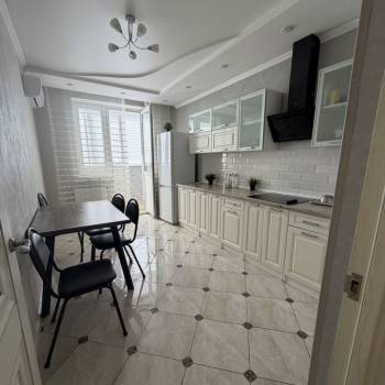Сдается Многокомнатная квартира, 83 м²