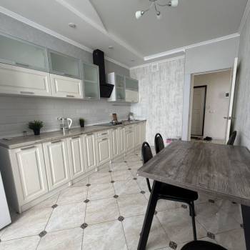 Сдается Многокомнатная квартира, 83 м²