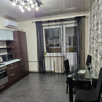 Сдается 1-комнатная квартира, 46,2 м²