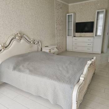 Продается 1-комнатная квартира, 40 м²