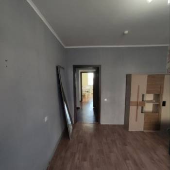 Продается 1-комнатная квартира, 43 м²