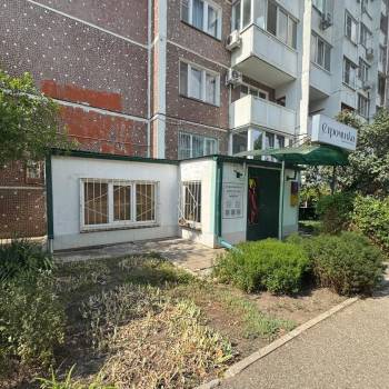 Сдается Нежилое помещение, 240 м²