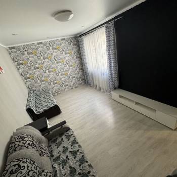 Сдается 2-х комнатная квартира, 60 м²