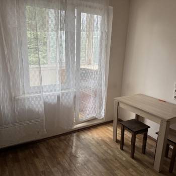 Сдается 1-комнатная квартира, 43 м²