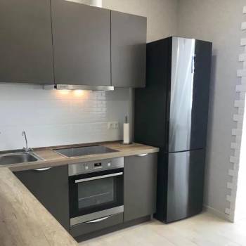 Продается 1-комнатная квартира, 40 м²